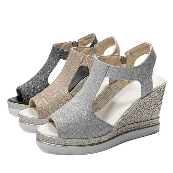 Sandale moderne de vară cu platformă și efect strălucitor