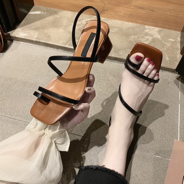 Sandale de dama moderne cu bretele din piele si toc gros