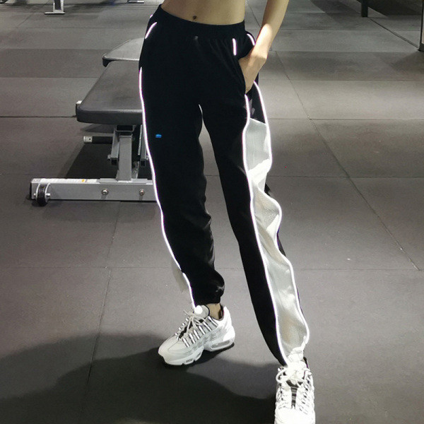 Sieviešu sporta bikses ar augstu vidukli un kabatām