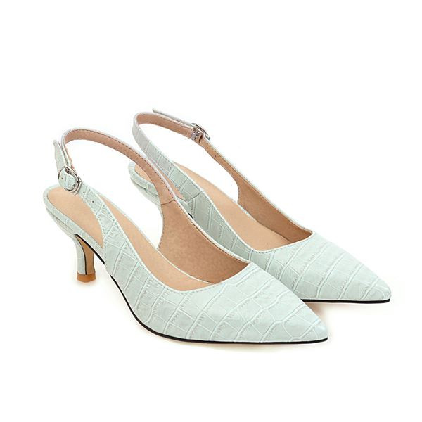 Moteriškos laisvalaikio basutės žemakulniais