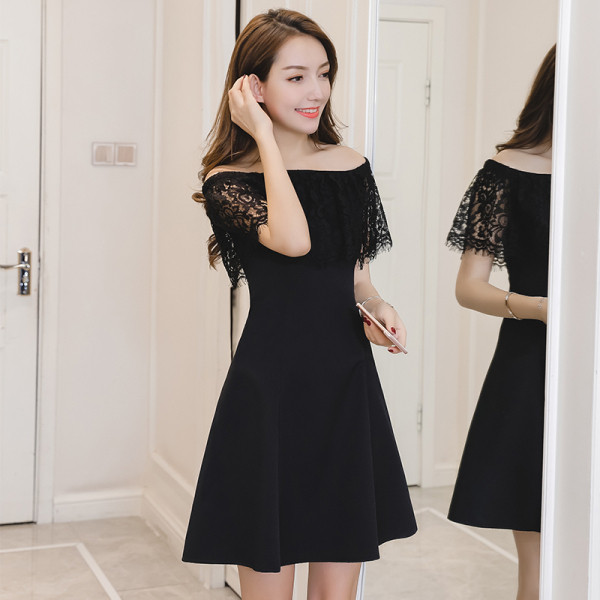 Rochie elegantă de damă, cu decolteu barcă și dantelă