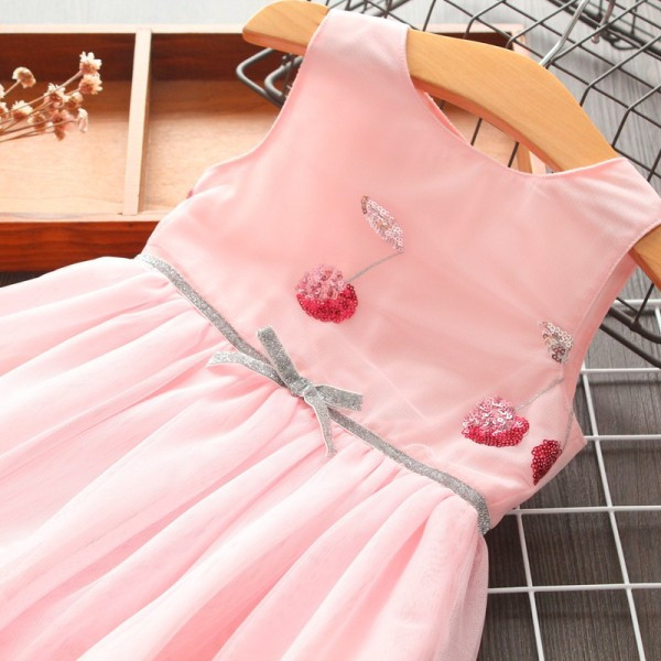 Eleganta bērnu kleita meitenēm ar tilla un fliteriem