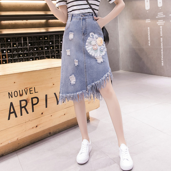 Női alkalmi szoknya 3D elemes aszimmetrikus mintával