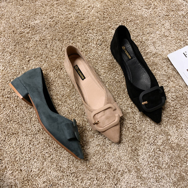 Moteriški laisvalaikio batai iš eko zomšos su sagtimi