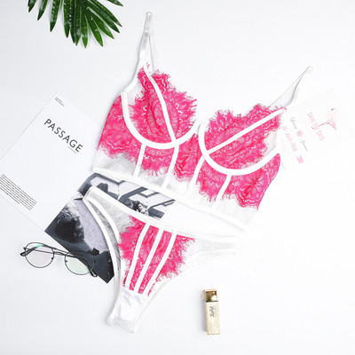 Stilīga sieviešu intīmā apakšveļa divās daļās