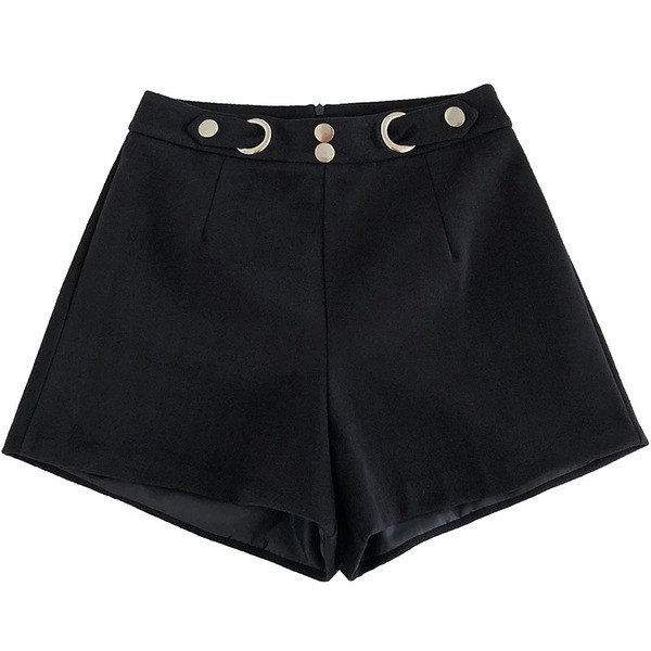 Stílusos női rövidnadrág magas derékkal és fém elemekkel