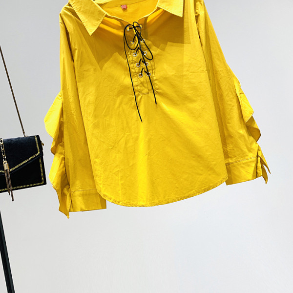 Új modell női ing nyakkendővel és spitz nyakkivágással