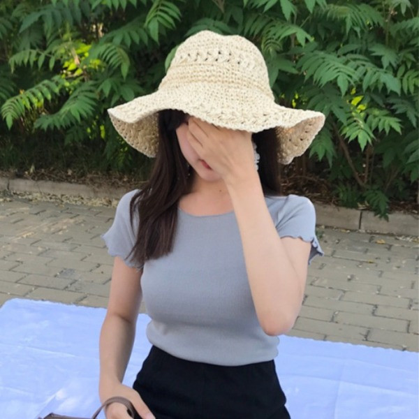 Alkalmi testhezálló blúz rövid ujjal