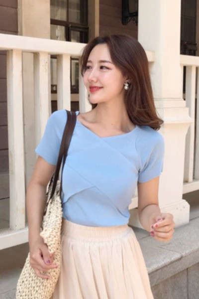 Naujo modelio pavasario-vasaros palaidinė trumpomis rankovėmis