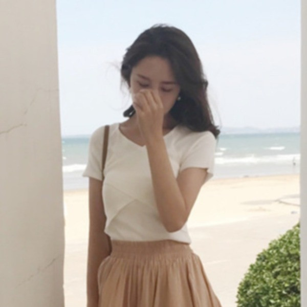 Naujo modelio pavasario-vasaros palaidinė trumpomis rankovėmis