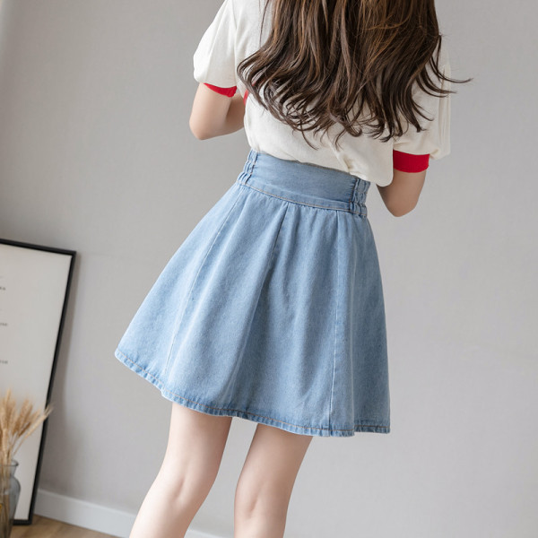 Laisvalaikio trumpas moteriškas sijonas aukštu juosmeniu – kirpimo modelis