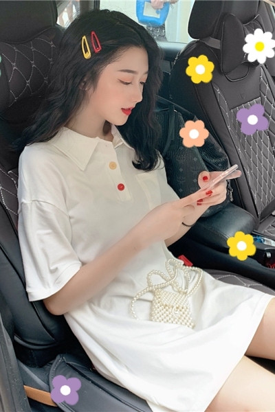 Hosszú női ing színes gombokkal