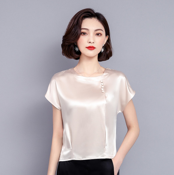 Bluză de damă modernă din mătase cu mâneci scurte și nasturi