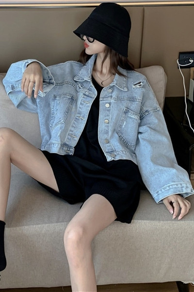 Kevadine naiste nööpidega teksajakk