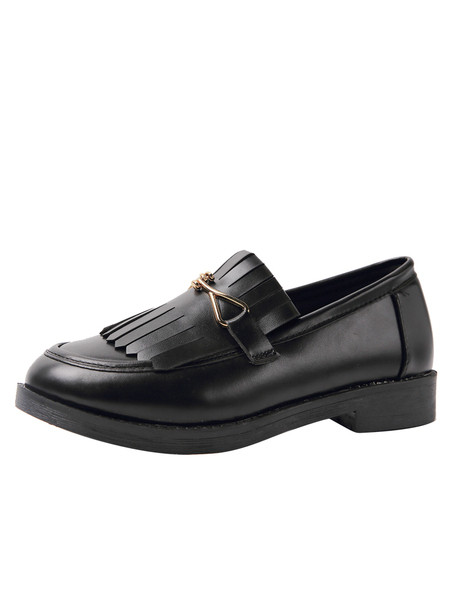 Alkalmi női cipő bojttal és fém elemmel - két modell