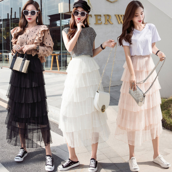 Fusta de dama moderna cu talie inalta - model croiat