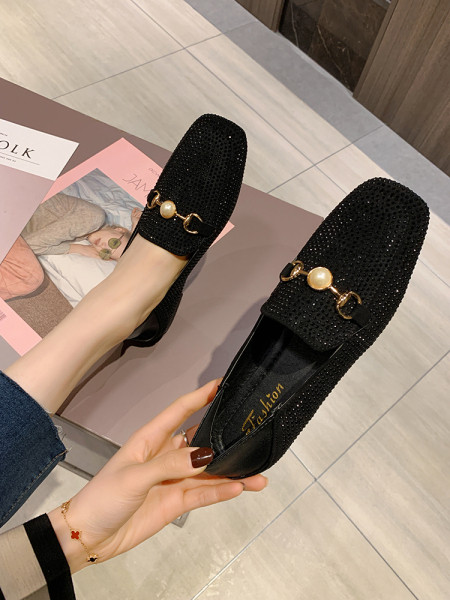 Mocasini moderni de dama cu pietre si element metalic