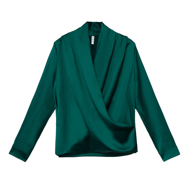 Cămașă de damă din satin cu mâneci lungi și decolteu spitz