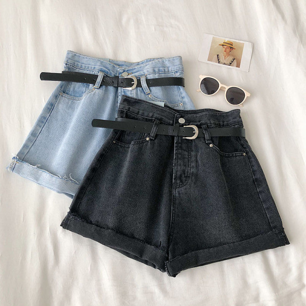 Pantaloni scurți din denim de damă cu talie înaltă și curea