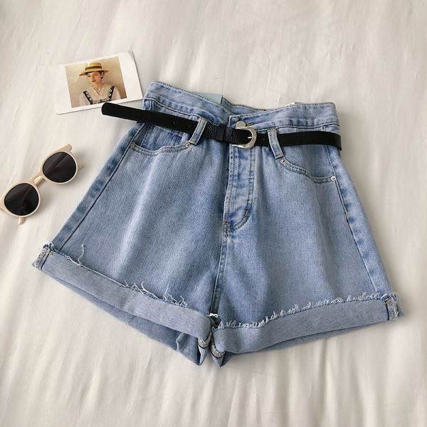 Pantaloni scurți din denim de damă cu talie înaltă și curea