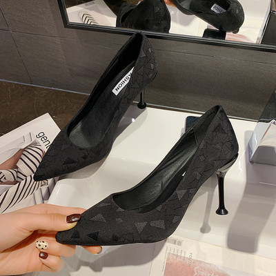 Pagaląsti moteriški stilingi batai 9 cm plonu kulnu – juodos spalvos