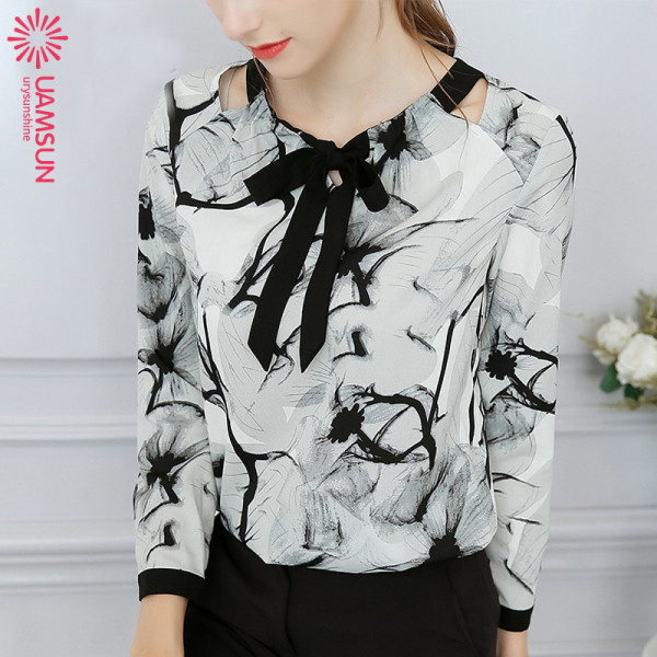 Bluză de damă elegantă cu mâneci lungi și decolteu oval cu panglică