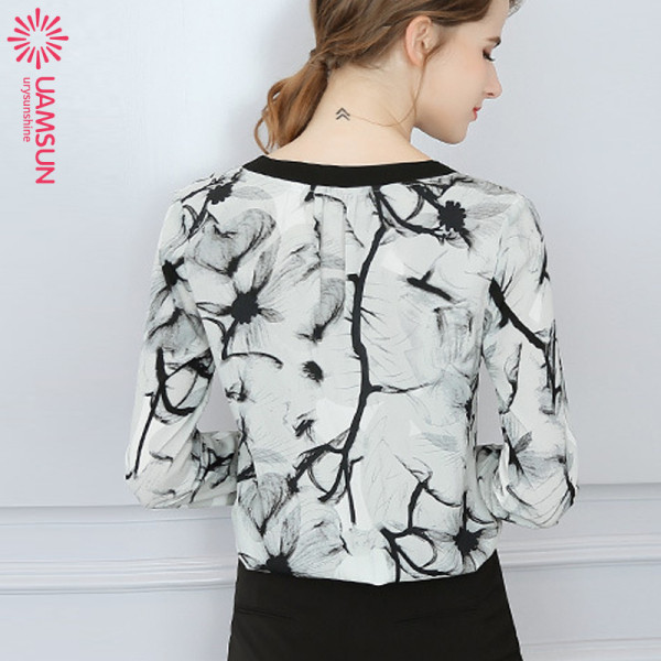 Bluză de damă elegantă cu mâneci lungi și decolteu oval cu panglică