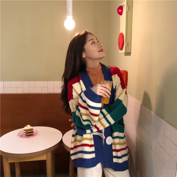 Lai naiste triibuline vest suurte aluspükstega