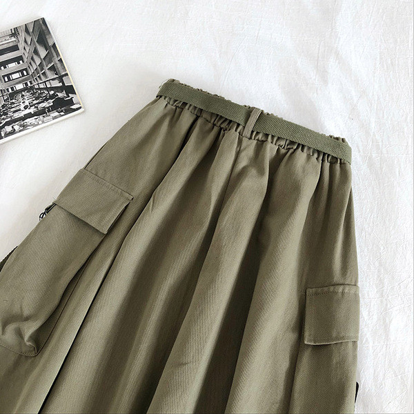 Fusta casual dama de lungime medie si buzunare laterale