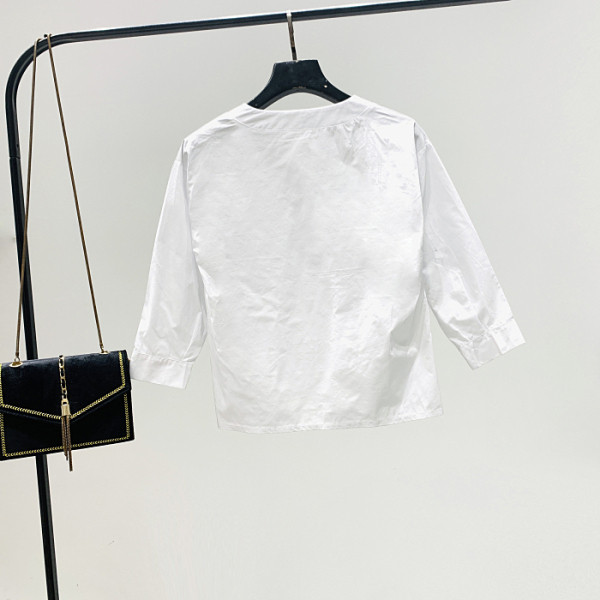 Cămașă modernă de damă cu decolteu rotund și mâneci 3/4