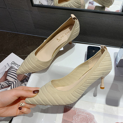 Pantofi moderni de dama din material textil cu toc subtire - model ascutit