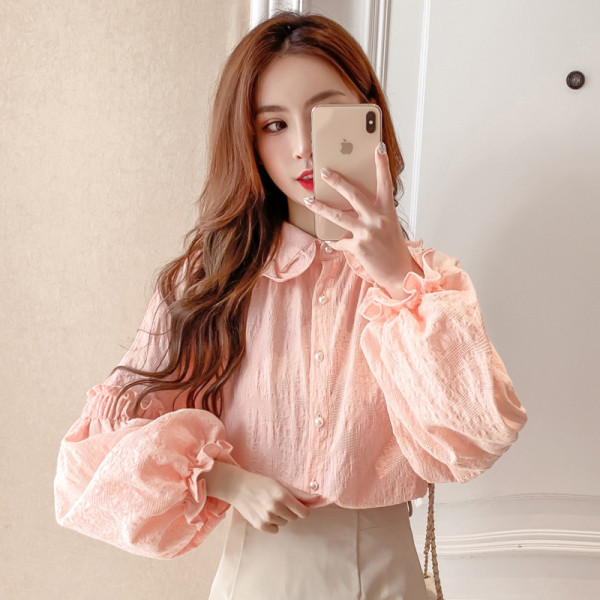 Női alkalmi ing gombokkal és hosszú, széles ujjú