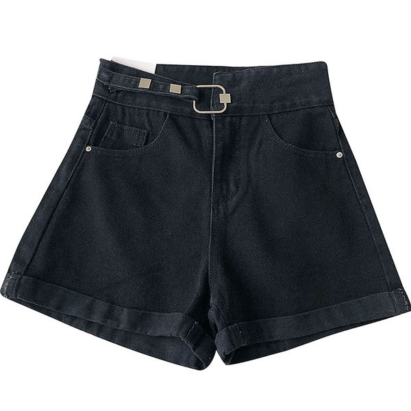 Naiste lühikeste pükste lai mudel kõrge vöökoha ja metallelementidega