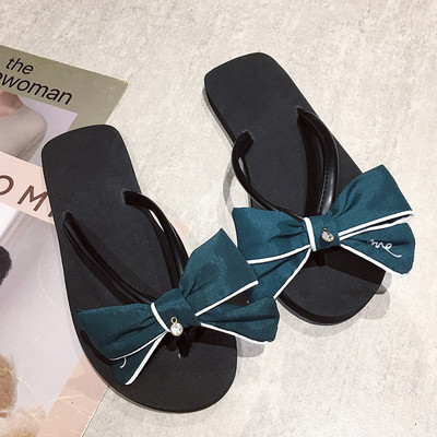 Moteriškos laisvalaikio šlepetės su kaspinu, tinkamos paplūdimiui