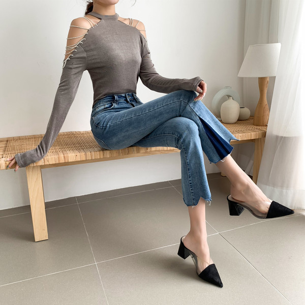 Blugi retro dama cu talie inalta si motive rupte