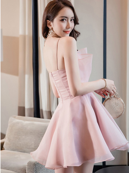 Új modell női ruha kivágott modell vékony pántokkal