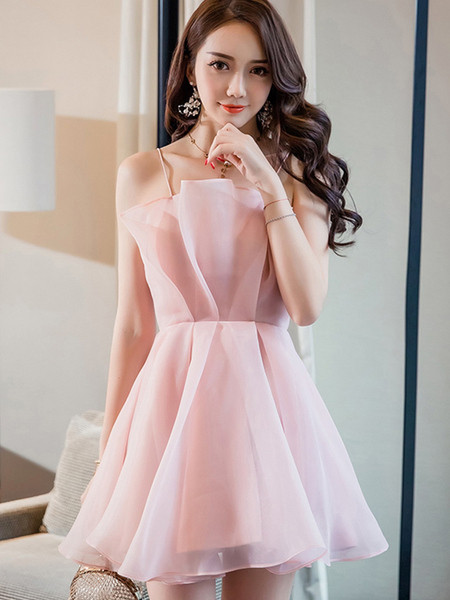 Új modell női ruha kivágott modell vékony pántokkal