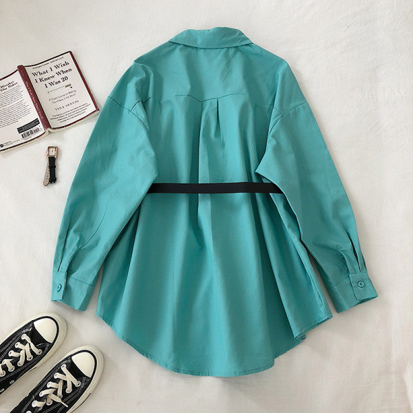 Női ing zsebbel és derékövvel