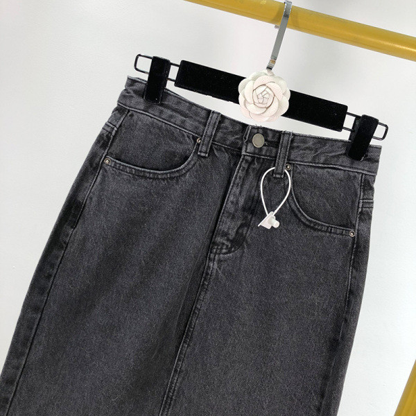 Fusta din denim de primavara model nou cu talie inalta