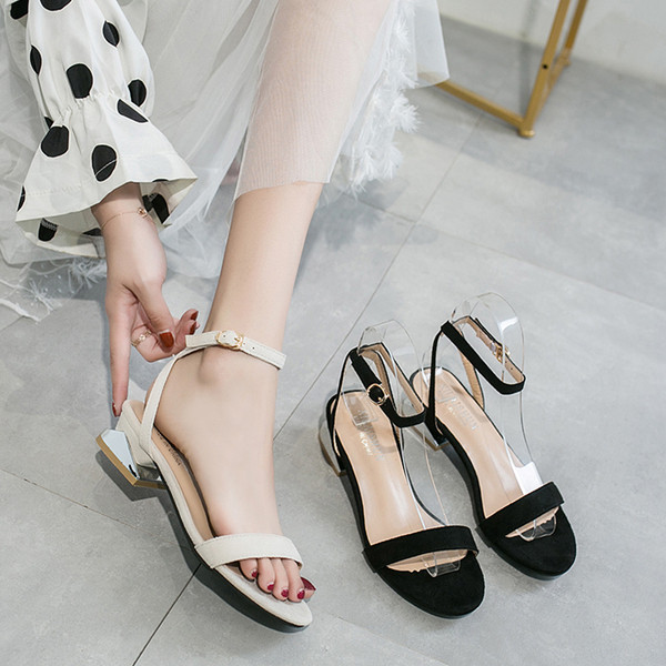 Naiste vabaaja sandaalid madala kandilise kontsaga