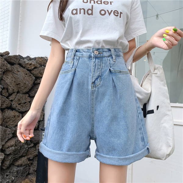 Viegli šorti plats modelis ar augstu vidukli un izmēriem līdz 5XL