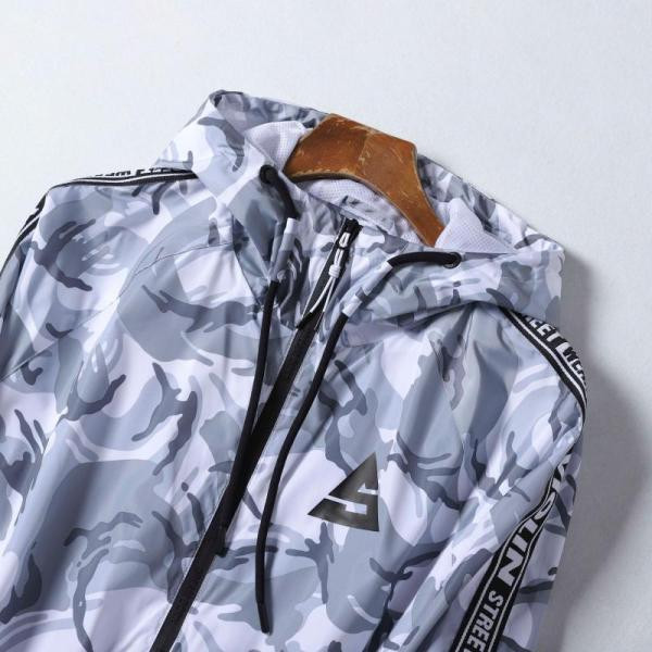 Jachetă sport-casual de damă cu glugă și fermoar