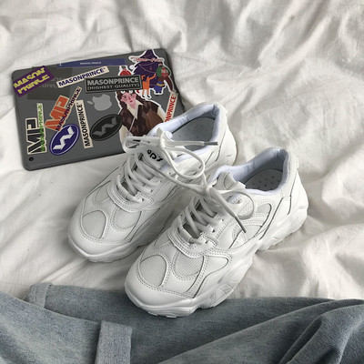 Új modell női tavaszi tornacipő durva talppal és fűzővel