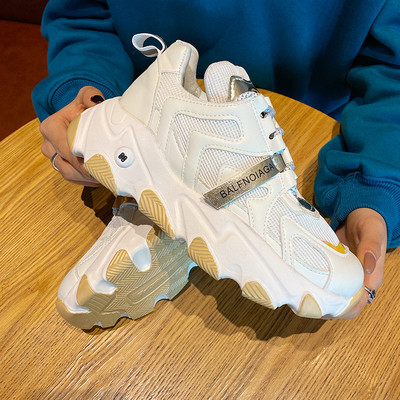 Valget värvi ja 7 cm kõrguse tallaga vabaaja naiste tossud