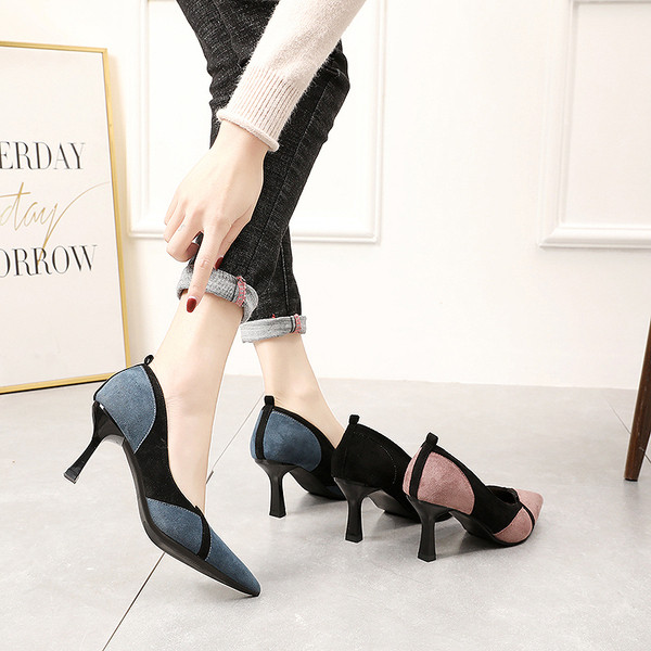 Mūsdienīgi sieviešu apavi no eko zamšādas - smaila modeļa