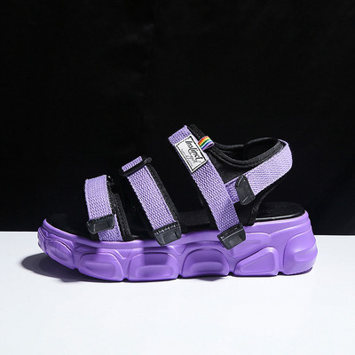 Naiste kõrge talla ja takjapaelaga sandaalid