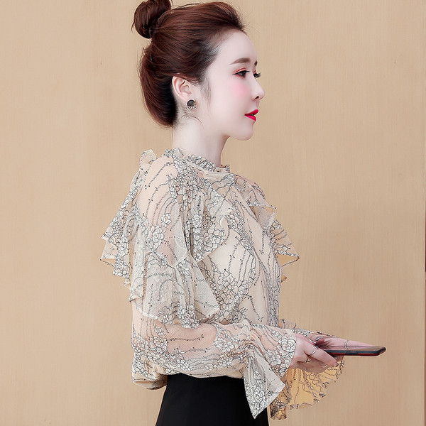 Naujo modelio moteriška nėriniuota palaidinė ilgomis lotoso spalvos rankovėmis