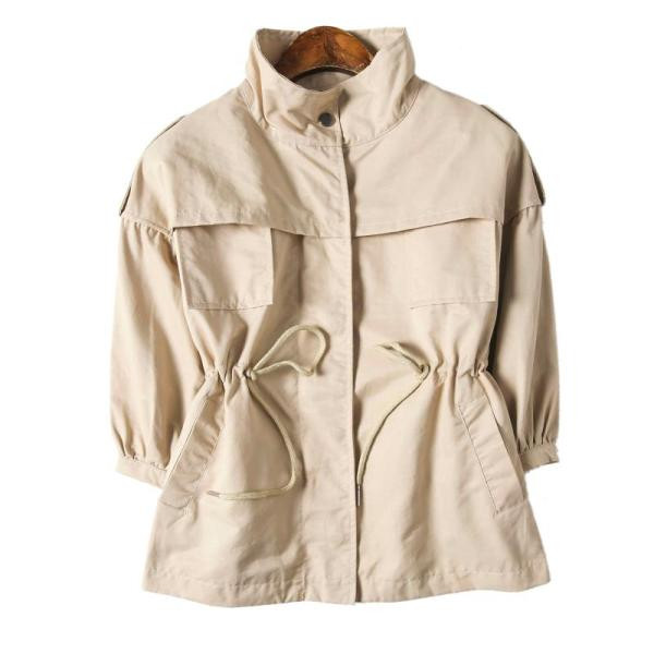 Tavaszi-őszi kabát nyakkendőkkel és gombokkal lányoknak