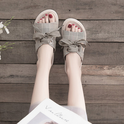 Papuci dama cu bareta in carouri si panglica