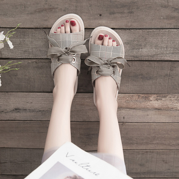 Papuci dama cu bareta in carouri si panglica